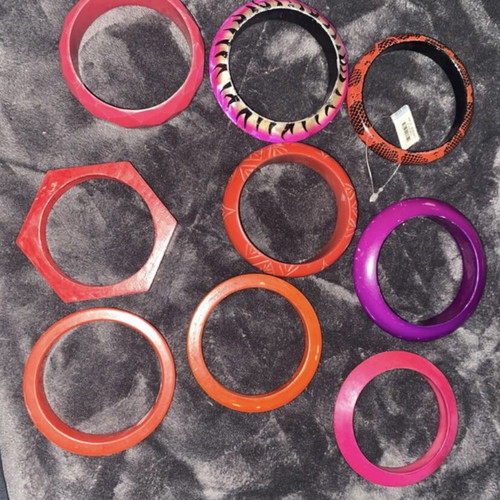 Bracelets new, wooden, plastic and iron multicolor