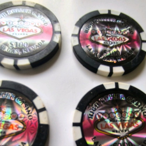 High Roller Casino Las Vegas Laser Holographic Chip like new