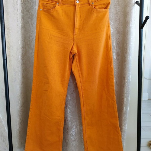 H&M Women's Elastic Jeans size 42 like new, orange