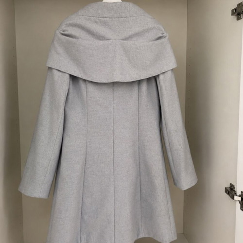ALE gray coat with large collar, XL