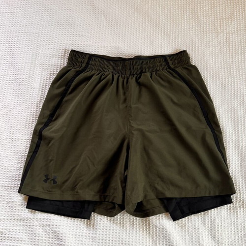 Under Armor shorts with integrated leggings medium like new, khaki
