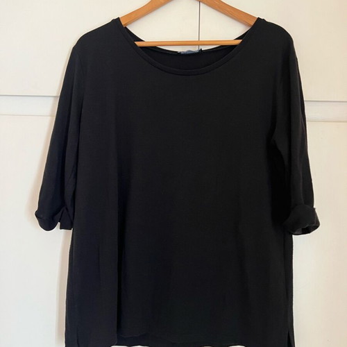 Pink Woman blouse black solid like new