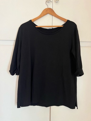Pink Woman blouse black solid like new