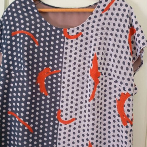 Short-sleeve blouse new, size L, gray and blue