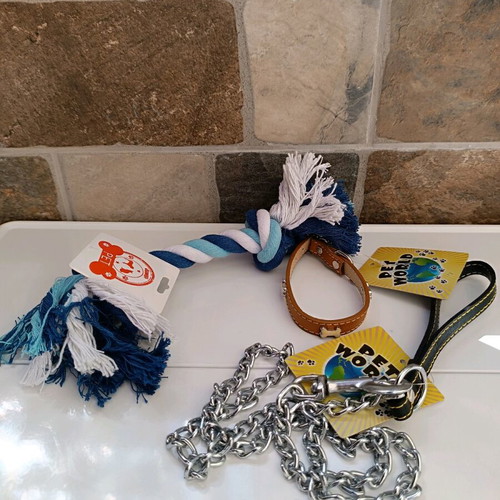 Dog accessories new with tags, rope toy, leash 35 cm, chain 120 cm
