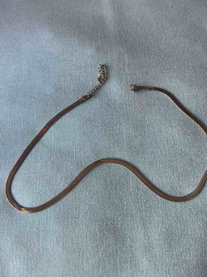 Faux Plak Chain used, gold color