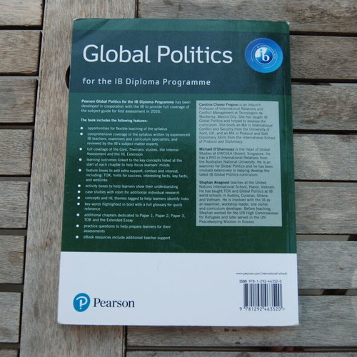 Global Politics for the IB Diploma Programme book like new