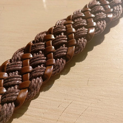 Adjustable woven belt brown like new