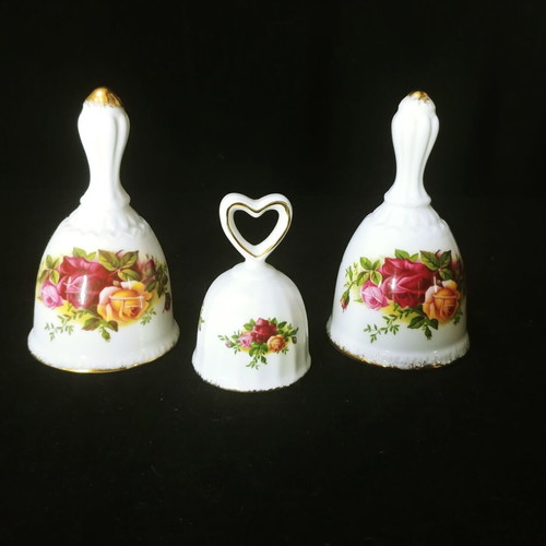 Royal Albert Old Country Roses decorative bells like new, set of 3