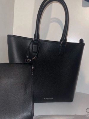 Tote bag Trussardi μαύρη σε άριστη κατάσταση