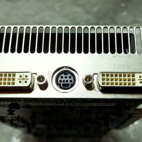 Ati Mobility Radeon HD 4870 graphics card like new