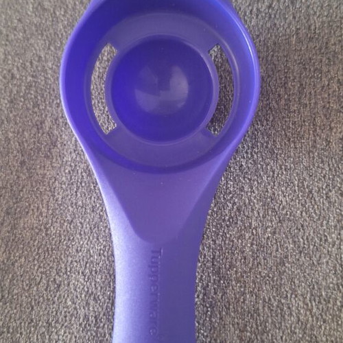 Mini Tupperware egg separator and measuring spoon new