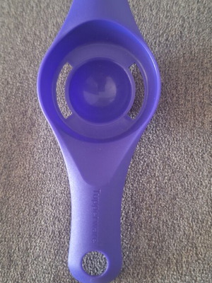 Mini Tupperware egg separator and measuring spoon new
