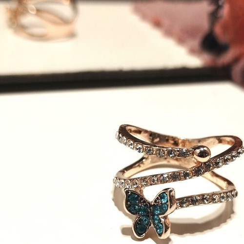 Butterfly ring with blue zircon and rhinestones, gold color, new