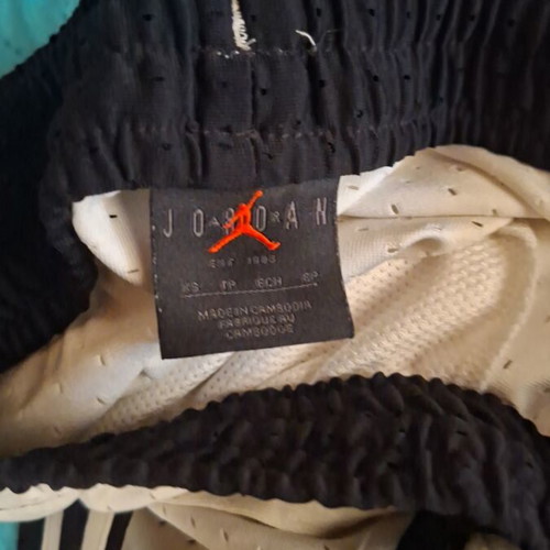 Jordan shorts used, white and black, size XS