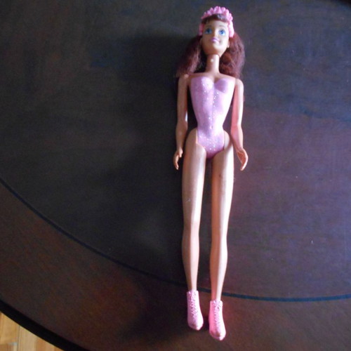 Κούκλες Barbie μεταχειρισμένες, δύο, μία με χρονολογία 1994 και μία άχρονη