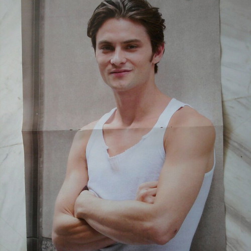 Zac Efron & Shiloh Fernandez poster like new, U!Girl magazine