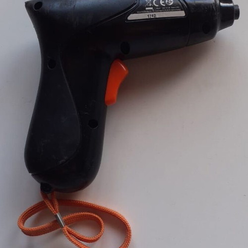 Rechargeable electric screwdriver IKEA like new with charger and bits