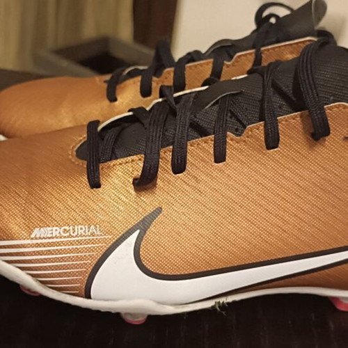 Nike football shoes used, size 38, brown