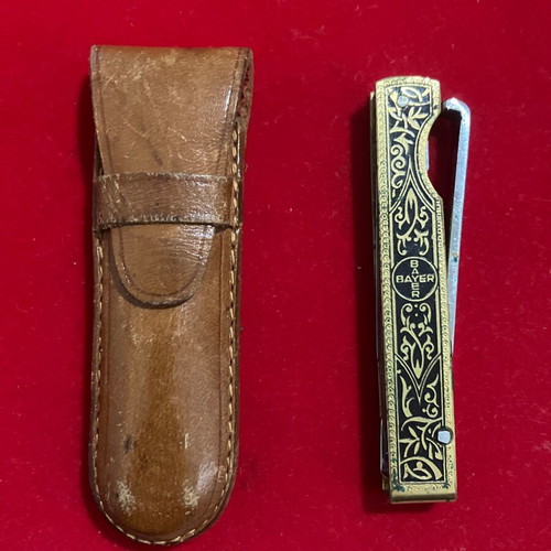 Vintage German Solingen Bayer pocket knife WW2 like new with leather sheath