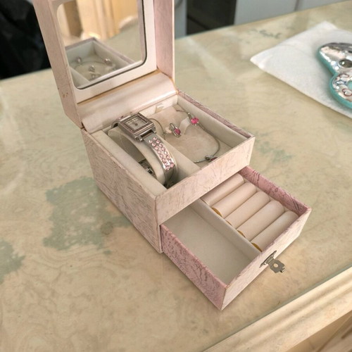 Jewelry set with watch and bijou like new, pink