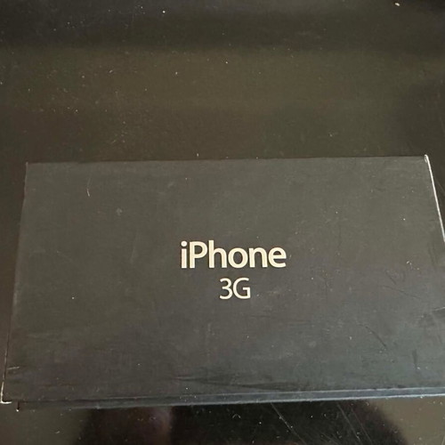 iPhone 3G 16GB box used with 30-pin cable and headphones