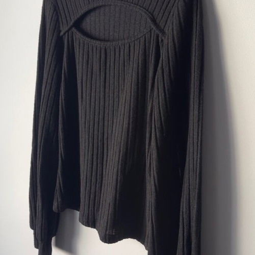 Shein black blouse with turtleneck and cut-out, like new, size M