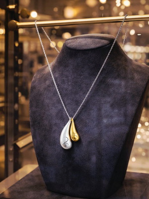 Handmade stainless steel necklace with teardrop pendants 2 and 5 new