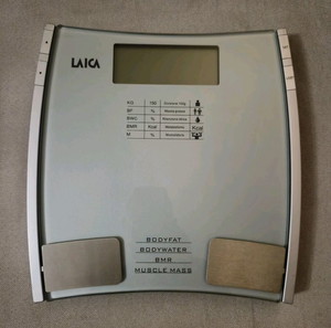 Ζυγαριά λιπομετρητής LAICA