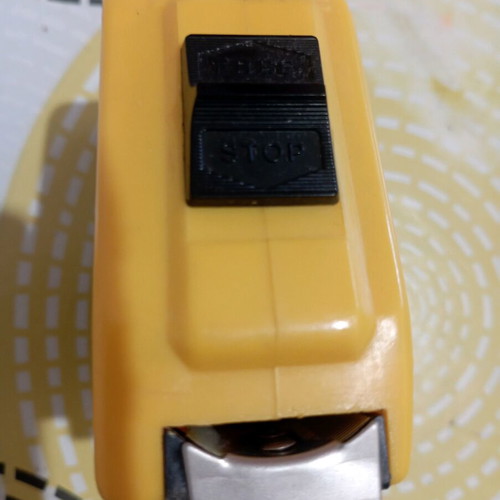 Johney tape measure like new 7.5m with built-in pocket calculator