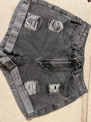 Black denim shorts like new, size S