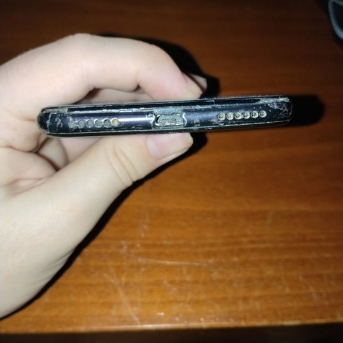 Huawei Y6s / Y6 (2019) phones refurbished, pack of 2 for parts or repair