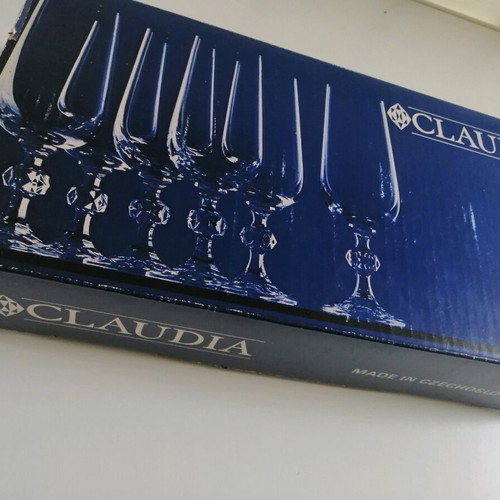 Claudia Champagne Glasses set of 6 new