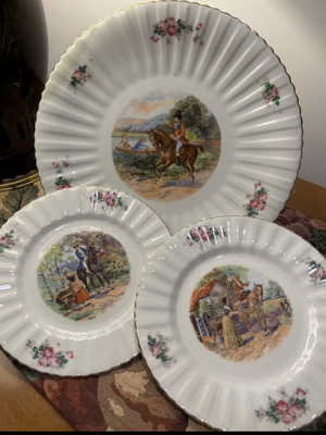 Porcelain platter with two plates vintage, like new