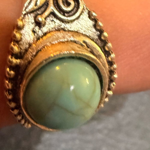 Vintage ring with stone like new, turquoise and silver