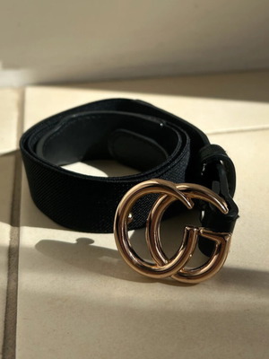 Ζώνη μαύρη με λάστιχο ελάχιστα χρησιμοποιημένη