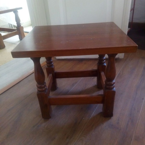 Coffee table solid wood like new