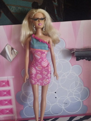Barbie doll with 2012 Budget Heart Dress Glitz Barbie outfit