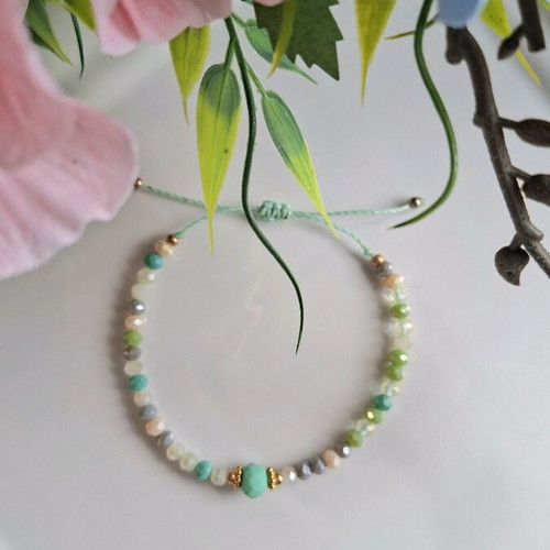 Handmade bracelet with colorful crystals and gold details new
