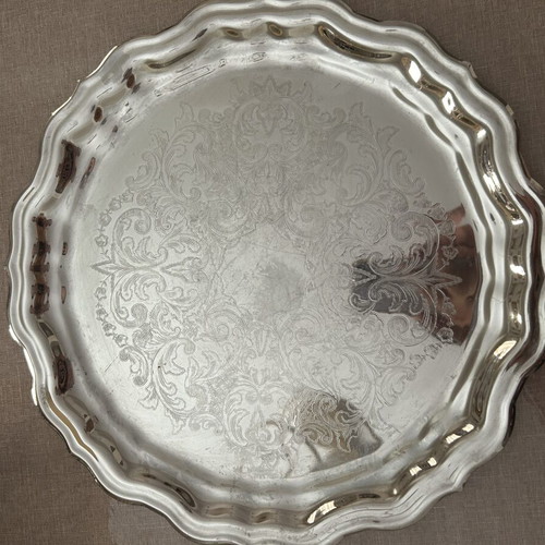 Serving tray used for serving or decoration