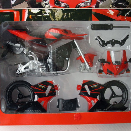 Honda CBR600R (2006) Die Cast Model Kit red motorcycle NewRay new