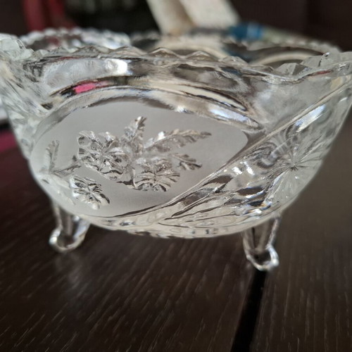 Vintage glass bowls set of 2 with feet and embossed designs 12cm like new