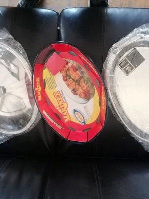 Marinex Pyrex Oval Glass Bakeware Set with Stainless Steel Lid