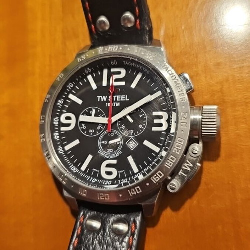 TW Steel men's wristwatch, black, chronograph