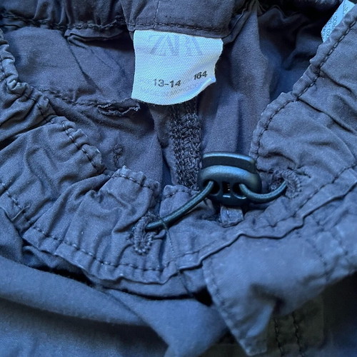 Zara boys' cargo shorts like new, age 13–14, dark gray