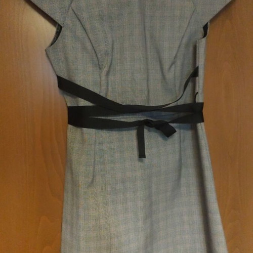 Zara checked dress size L like new, gray