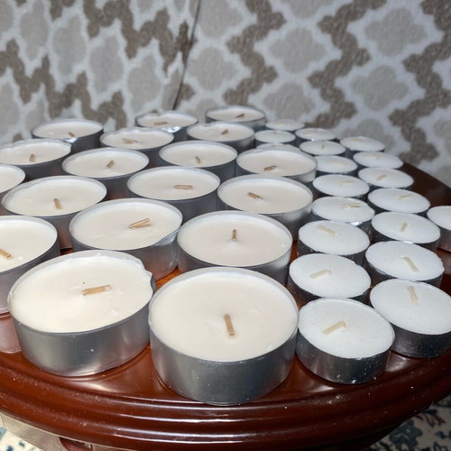 Tealight candles new, pack of 19 small and 18 large