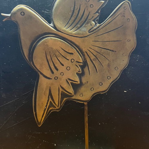 Pigeon bronze sculpture signed Stathopoulos - Pappas, like new