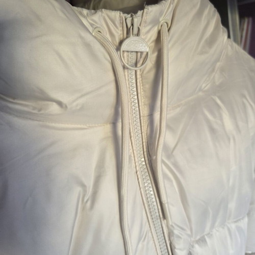 Teen Jacket like new, slim fit, white, size L