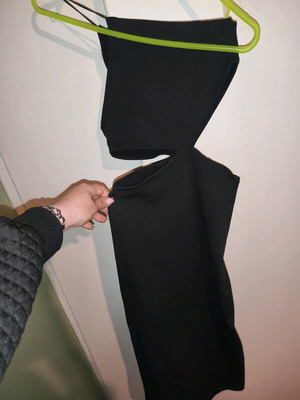 Long evening dress Zara like new, black with side slit